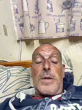 GeldenKuy online show from July 4, 2026, 8:59 pm