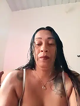 candelahot10 online show from June 25, 2026, 2:32 pm