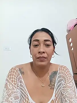 candelahot10 online show from July 8, 2026, 4:00 pm