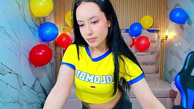 Aleja r  online show from June 27, 2026, 8:14 pm