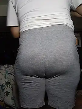 Snapshot of Dickbetweencheeks chatting on July 2, 2026, 5:30 pm Dickbetweencheeks online show from July 2, 2026, 5:30 pm