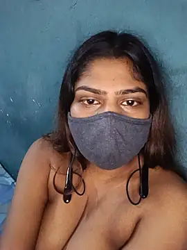 Model-031 online show from August 2, 2026, 12:09 am