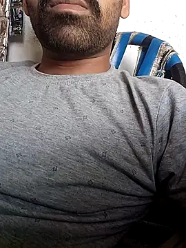 cuteboyaadi online show from June 15, 2026, 4:15 am