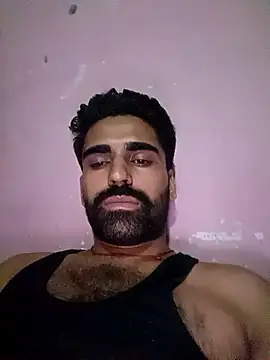 cuteboyaadi online show from June 23, 2026, 7:23 pm
