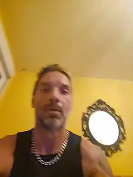 Davidfuckingthebich online show from July 17, 2026, 10:25 pm