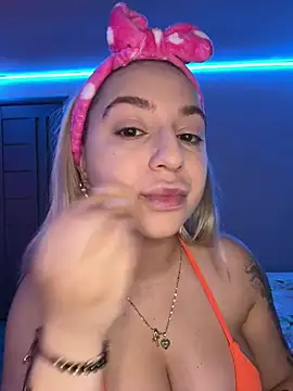 xLexi online show from July 17, 2026, 1:51 pm
