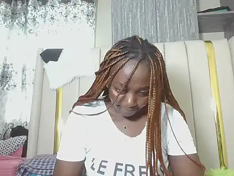 Snapshot of Creamysexymesy chatting on June 11, 2026, 11:19 am Creamysexymesy online show from June 11, 2026, 11:19 am