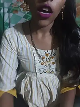 Cute Merry   online show from July 21, 2026, 5:43 am