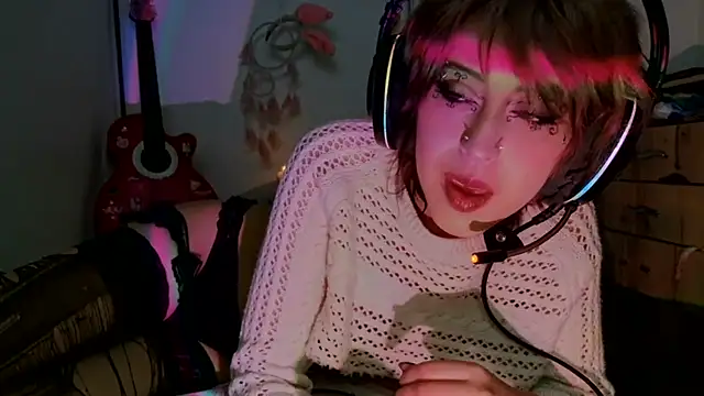 kittenpasive30 online show from August 10, 2026, 2:26 am