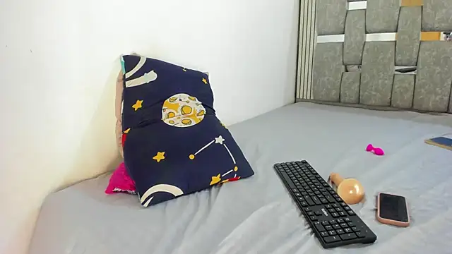 barbie  doll 09 online show from July 15, 2026, 8:03 pm