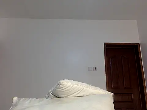 Evabanks online show from July 25, 2026, 12:31 am