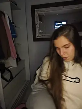maya agency online show from June 12, 2026, 4:11 am
