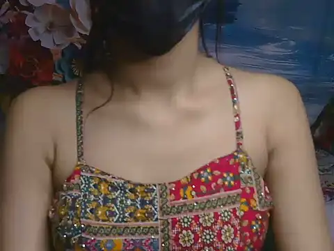 Snapshot of yours-ishu chatting on July 10, 2026, 4:39 am yours-ishu online show from July 10, 2026, 4:39 am