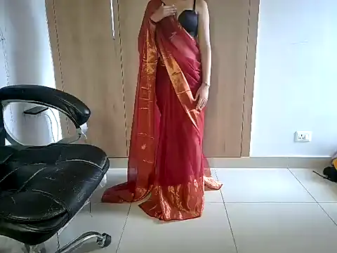 Sexynaina3 online show from June 29, 2026, 11:54 am