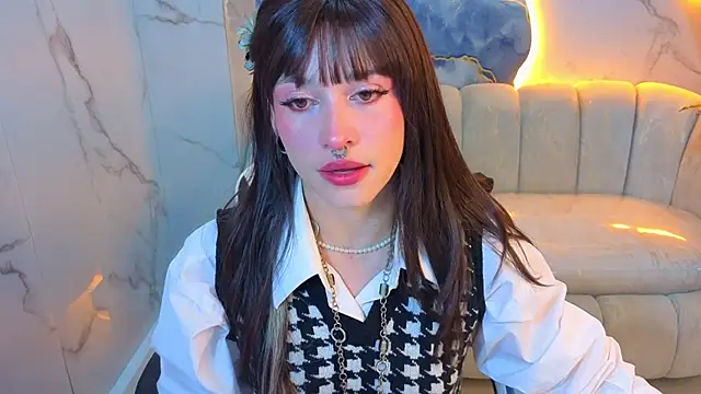 Lily Tx online show from July 2, 2026, 12:44 pm