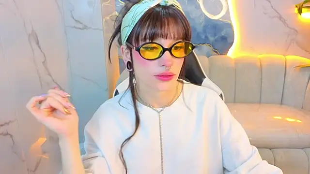 Lily Tx online show from July 14, 2026, 12:44 pm
