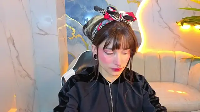 Lily Tx online show from July 15, 2026, 12:43 pm