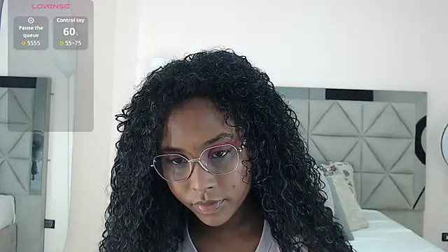 Snapshot of lily_mendoza chatting on July 15, 2026, 7:52 pm lily mendoza online show from July 15, 2026, 7:52 pm