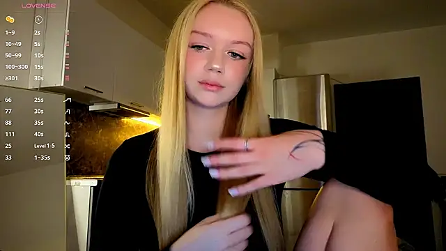 viyy online show from August 3, 2026, 7:17 pm