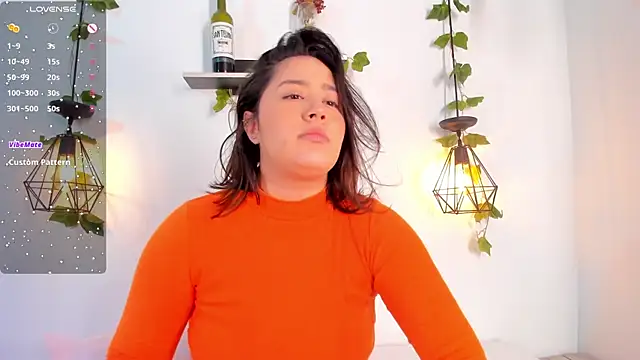 aisha duque  online show from July 28, 2026, 9:58 pm