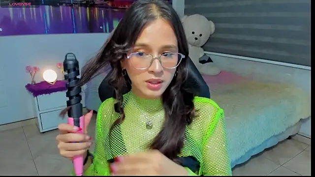 Snapshot of kumikoxxx chatting on June 17, 2026, 6:49 am kumikoxxx online show from June 17, 2026, 6:49 am