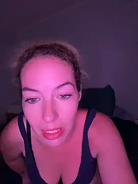 Snapshot of milfymorgan chatting on July 1, 2026, 1:40 am milfymorgan online show from July 1, 2026, 1:40 am