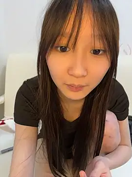 zhili77888 online show from July 12, 2026, 6:43 pm