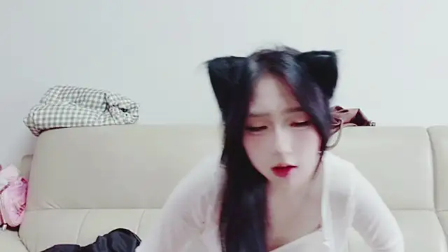 qiao-520 online show from June 15, 2026, 4:15 am
