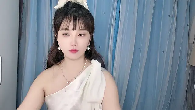 Yesqiko online show from June 25, 2026, 2:32 pm