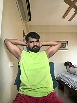 vinay1018 online show from July 17, 2026, 11:28 am