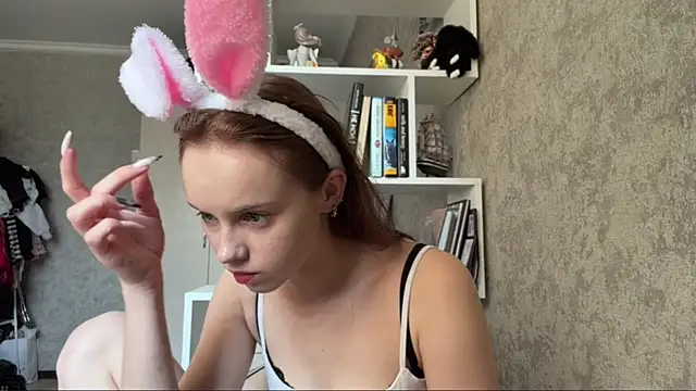 Mollybeans online show from July 27, 2026, 1:18 pm