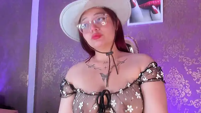 Snapshot of melody_hankss chatting on July 10, 2026, 3:33 am melody hankss online show from July 10, 2026, 3:33 am