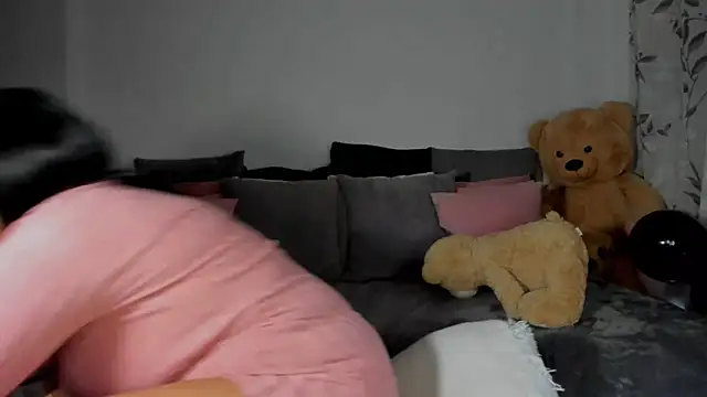 NicolePasqualott online show from February 26, 2025, 10:42 pm