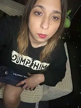 Eze13crybaby online show from June 23, 2026, 4:21 am