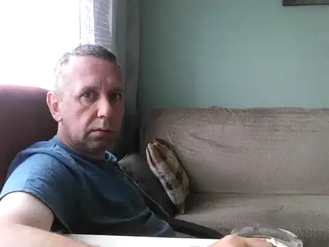 RafalekRozmarynowski81 online show from June 18, 2026, 5:08 am