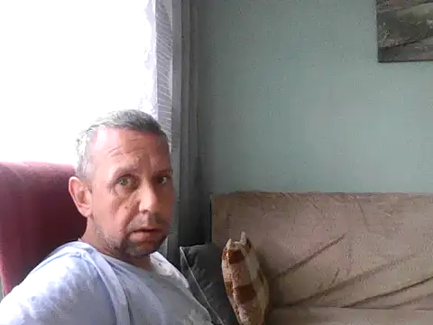 RafalekRozmarynowski81 online show from July 3, 2026, 5:03 am