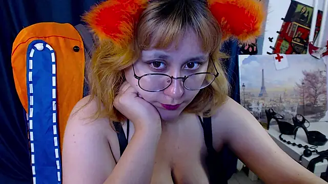 Snapshot of Judith_hypnosiss chatting on July 9, 2026, 8:40 am Judith hypnosiss online show from July 9, 2026, 8:40 am