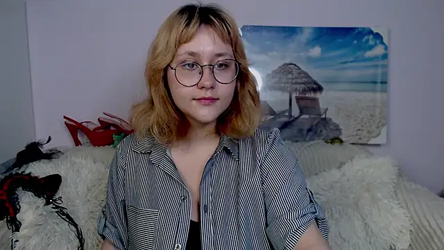 Snapshot of Judith_hypnosiss chatting on July 15, 2026, 11:04 am Judith hypnosiss online show from July 15, 2026, 11:04 am