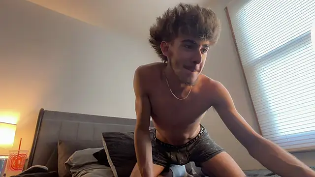 smaiib0y online show from June 21, 2026, 11:07 pm