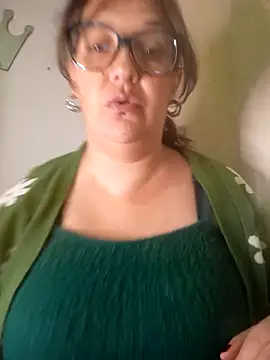  Saraqueen-- online show from July 23, 2026, 1:30 am
