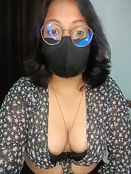Snapshot of hottydisha chatting on July 8, 2026, 4:22 pm hottydisha online show from July 8, 2026, 4:22 pm