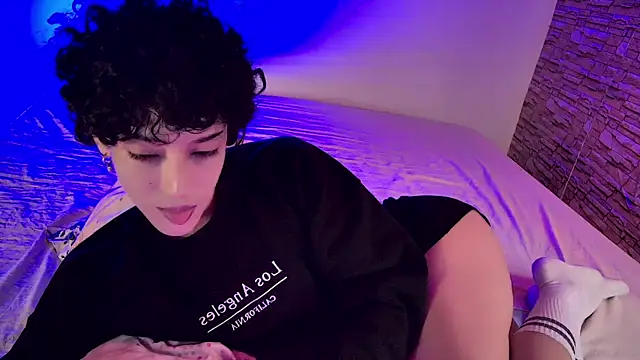 xFemboyToy online show from June 29, 2026, 3:13 am