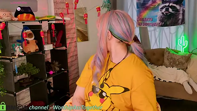 Candy-yeah online show from June 26, 2026, 1:10 am