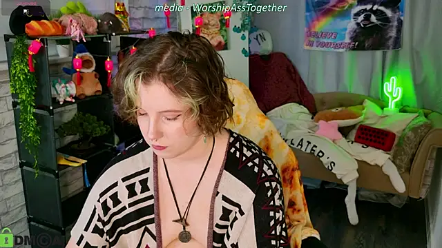Candy-yeah online show from July 14, 2026, 2:05 am