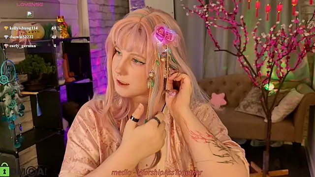 Candy-yeah online show from July 30, 2026, 5:12 pm