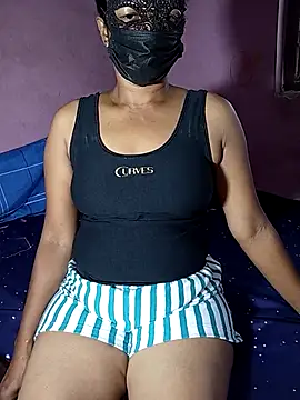 Nikini-xx online show from June 30, 2026, 3:18 am