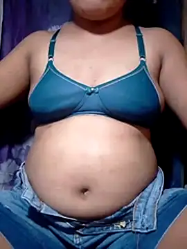 HotPussyPinay online show from July 12, 2026, 11:01 am