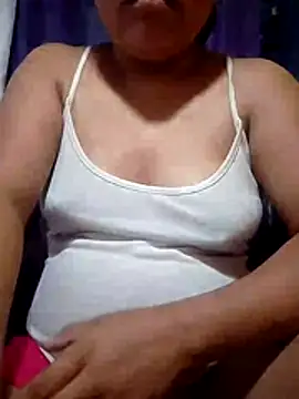 HotPussyPinay online show from July 17, 2026, 7:19 pm