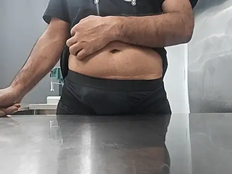 brownskinbull1 online show from July 10, 2026, 4:42 pm