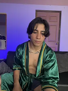 Snapshot of Alexx_Cano_ chatting on July 10, 2026, 5:34 am Alexx Cano online show from July 10, 2026, 5:34 am